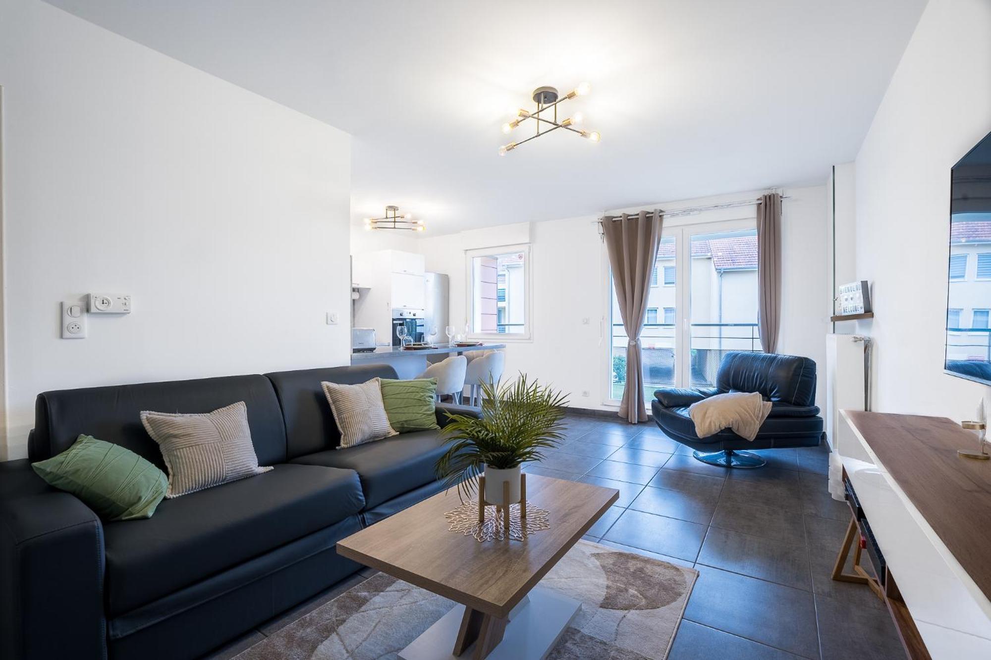 Spacieux - 4 Pers' - Balcon - 2 Lits - Parking Woippy Luaran gambar